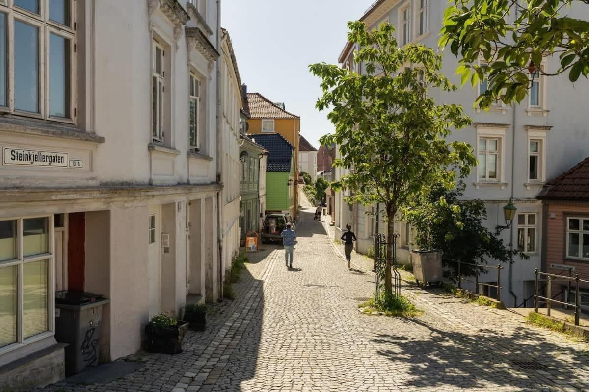 Dinbnb Apartments I 350M To Bryggen I Renovated 2023 I Quiet Top Apart Μπέργκεν Εξωτερικό φωτογραφία